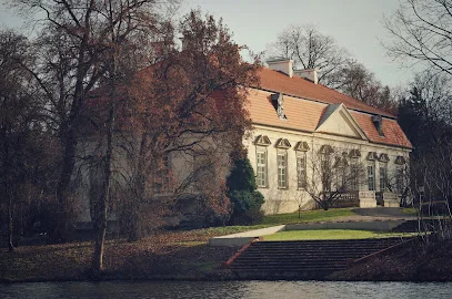 Dwór w Oborach